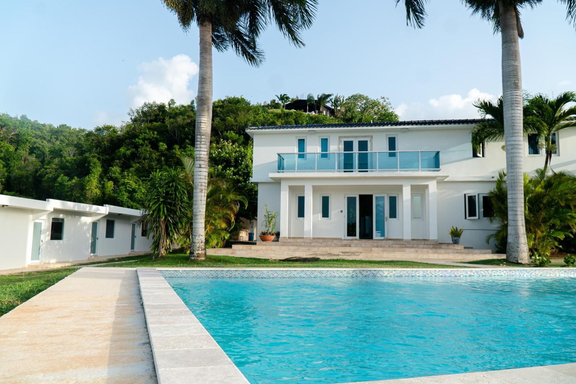 Manati World Point Inn Exterior photo